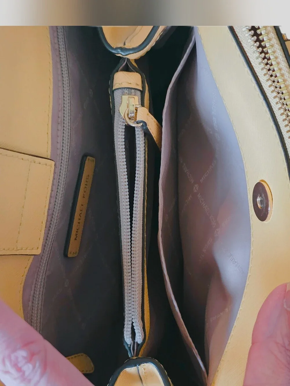 Michael Kors Yellow Idina Saffiano Leather Crossbody Purse Gold Hardware NWOT